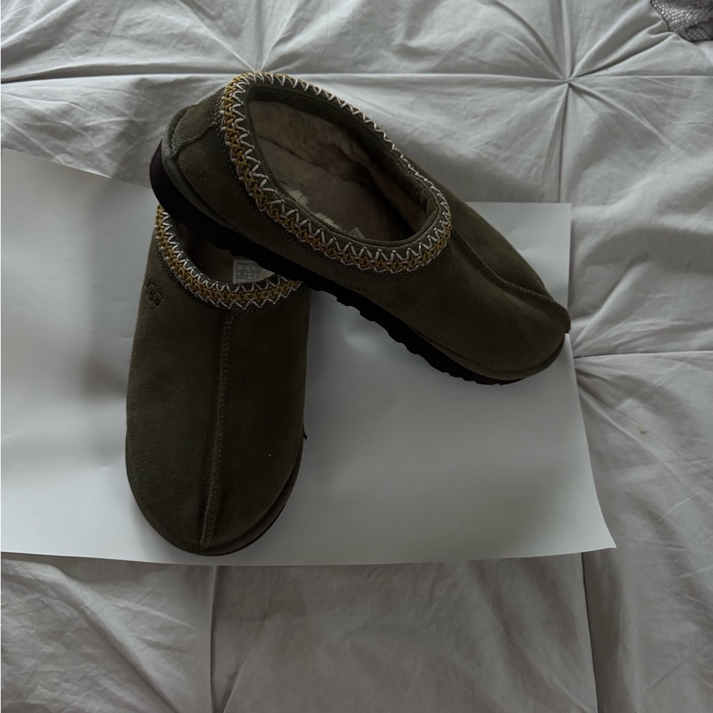 UGG Olive Slip-On Women's Slippers